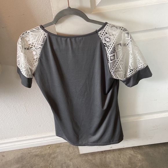 Celmia Collection - Picture 2 of 3